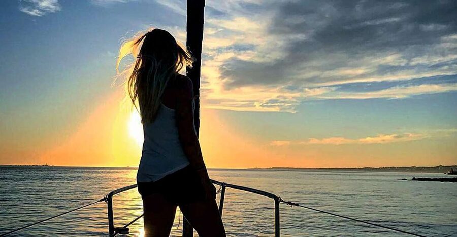 Lisbon: Sunset Sailing Cruise with Wine - The two-hour sailing route and what you see