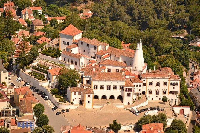 Lisbon Super Saver: 2-Day Sintra, Cascais, Fatima, Nazare and Obidos Small-Group Day Trips - Óbidos and the complimentary ginja tasting