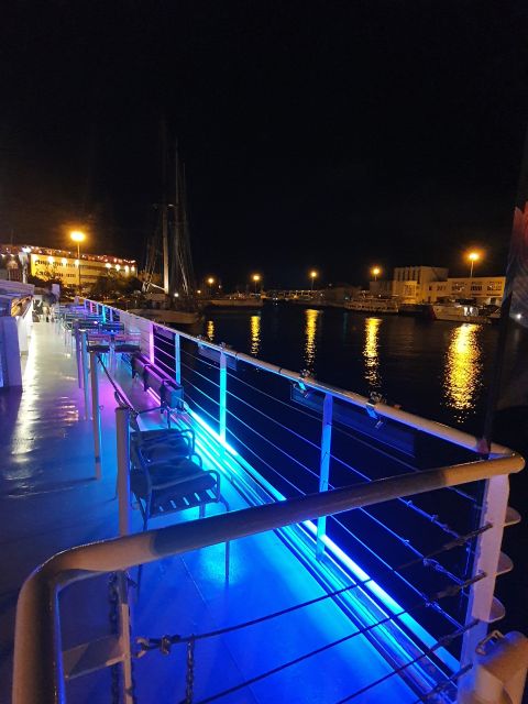 Lisbon: Tagus River Sunset Tour with Snacks and Drink - What the $32 price really buys you