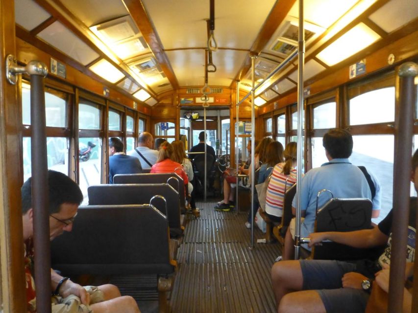 Lisbon: Tram 28 Entry Ticket & Audio Guide with 24-Hour Pass - The Tram 12 tip can rescue your day