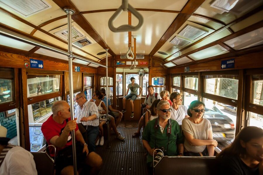 Lisbon Tram No. 28 Ride & Walking Tour - Sé de Lisboa and nearly 1,000 years of history