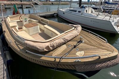 Vinho Verde Wine Premium Boat Experience