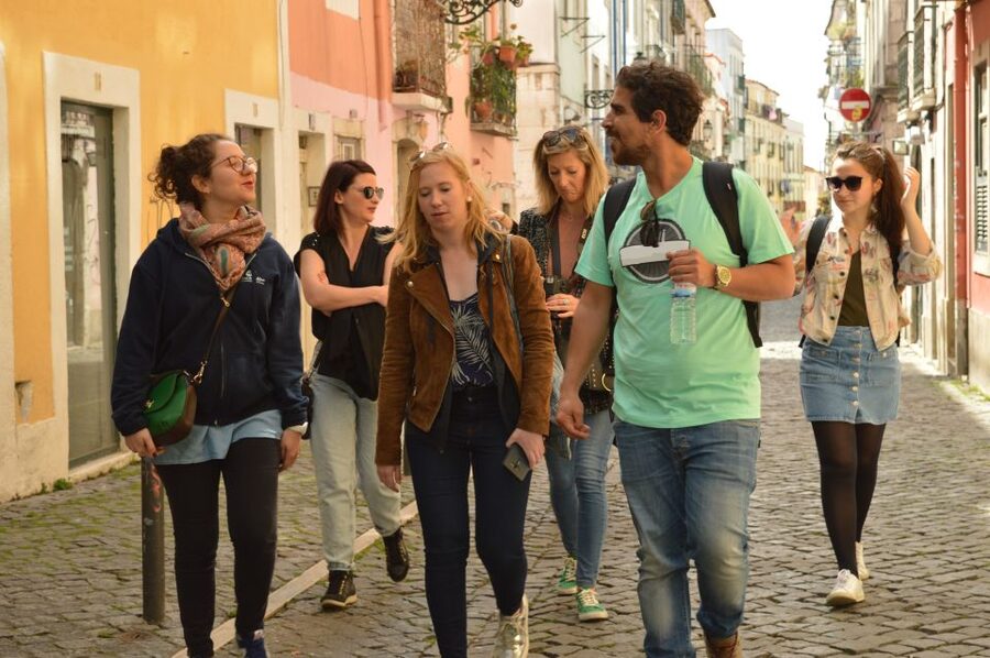 Lisbon: Walking Tour in the Center (Max 12 Participants) - Heading toward Alfama and the Tagus