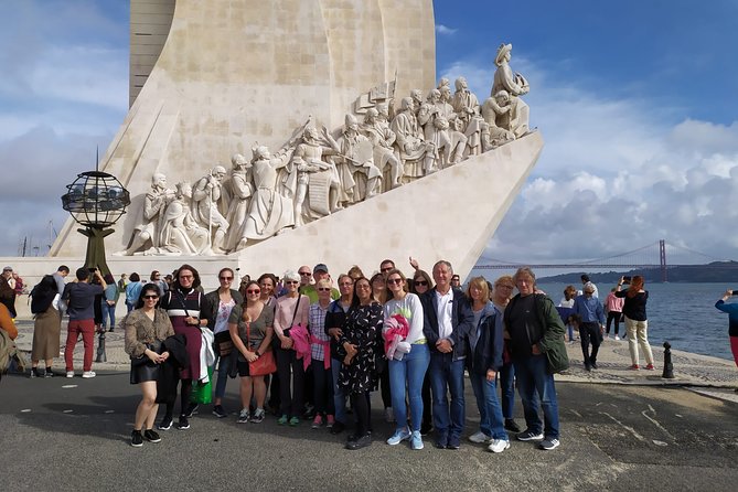 Lisbon Walking Tour - The Perfect Introduction to the City - Praça do Comércio and the earthquake that reshaped Lisbon