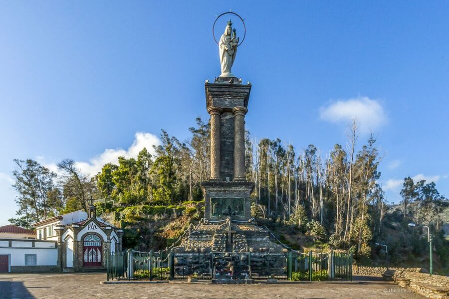 Madeira: Best of the East Tour from Funchal - Santana adds houses, lunch, and a taste of island life