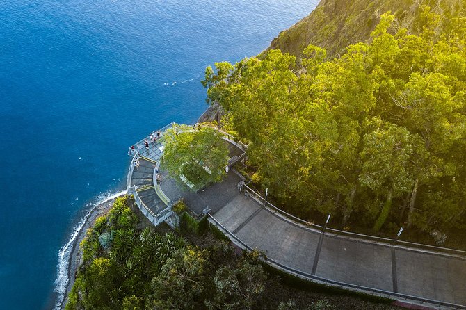 Madeira Best of the West Day Tour - Encumeada viewpoint and the return through Laurissilva