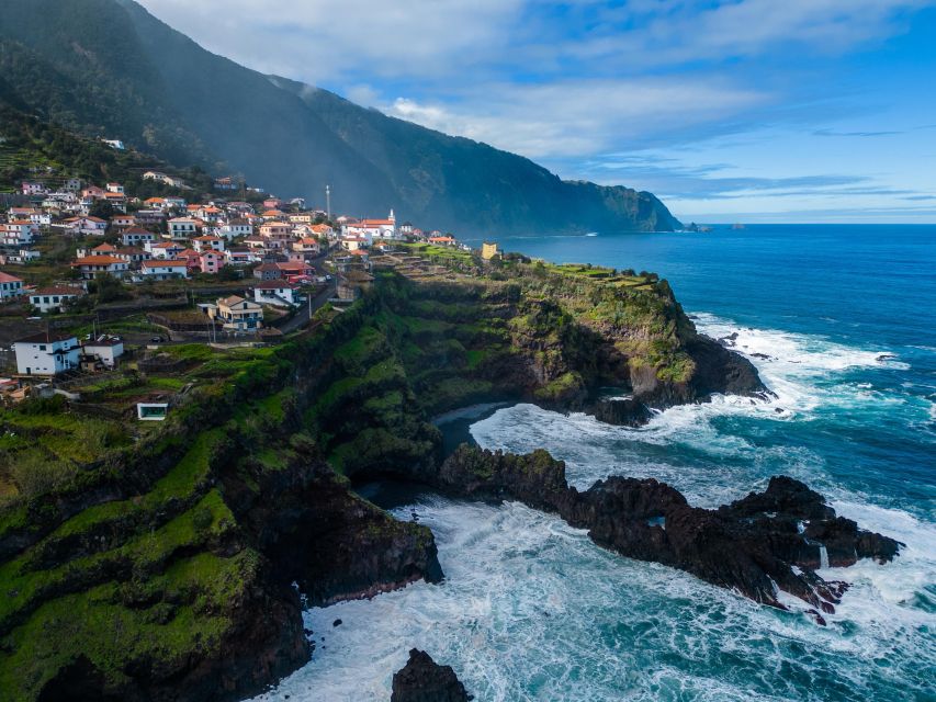 Madeira: Full-Day Jeep Tour, Natural Pools, Seixal & Fanal - São Vicente and the black-sand coast