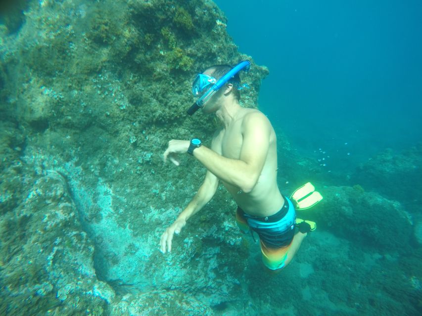 Madeira: Garajau Nature Reserve Kayak and Snorkel Tour - Lazareto’s pebble beach and old rock features