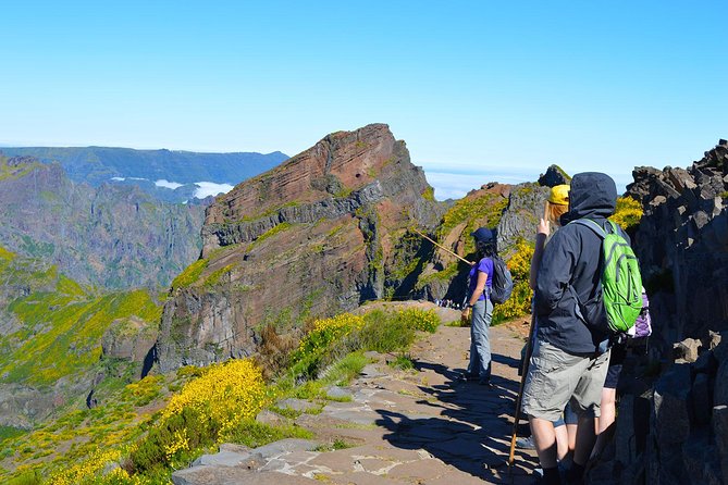 Madeira Peaks - Mountain Walk - Heights, crowds, and changing weather