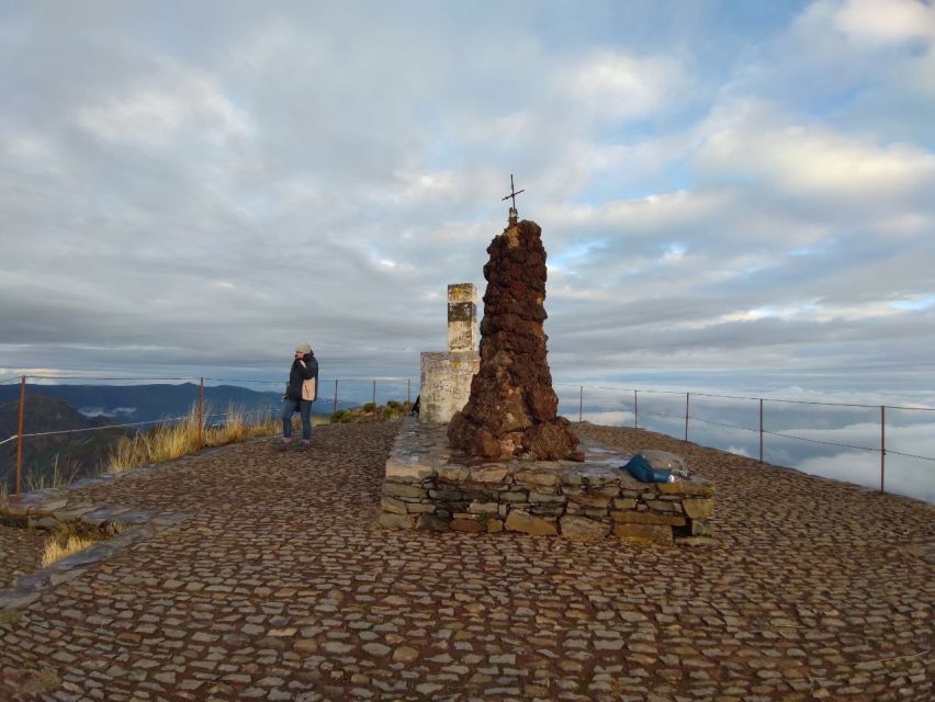 Madeira: Pico Ruivo Guided Sunrise Hike with Hotel Pickup - Key points at a glance