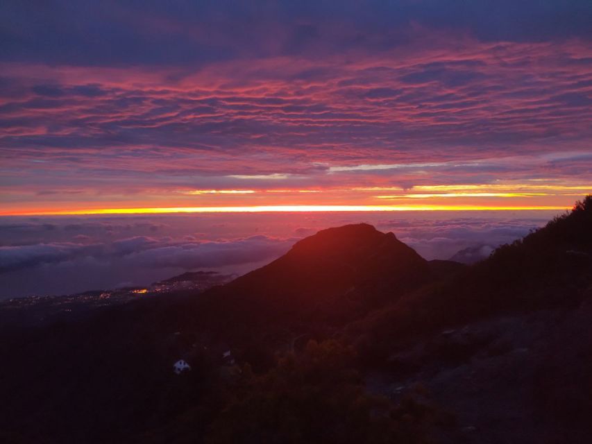 Madeira: Pico Ruivo Guided Sunrise Hike with Hotel Pickup - Who should book this hike?