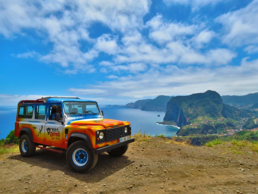 Madeira : Santana & Peaks full day tour by Open 4x4 - Porto da Cruz and the sugar cane connection