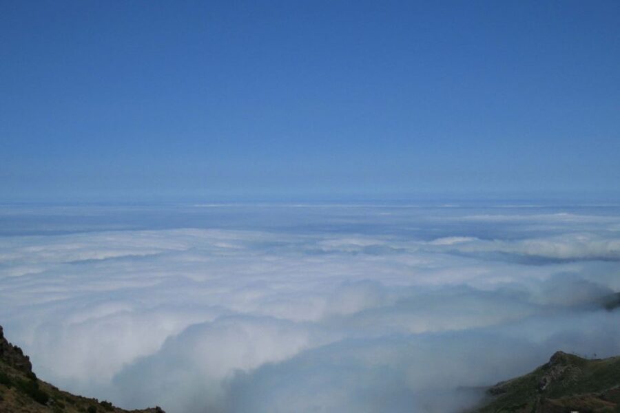 Madeira : Santana & Peaks full day tour by Open 4x4 - Faial coastline and the road to Santana