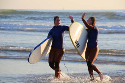 Matosinhos: Surfing Lesson with Equipment