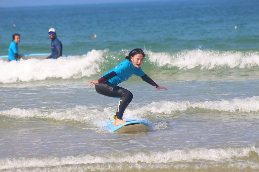 Matosinhos: Surfing Lesson with Equipment - What the coaching is really like