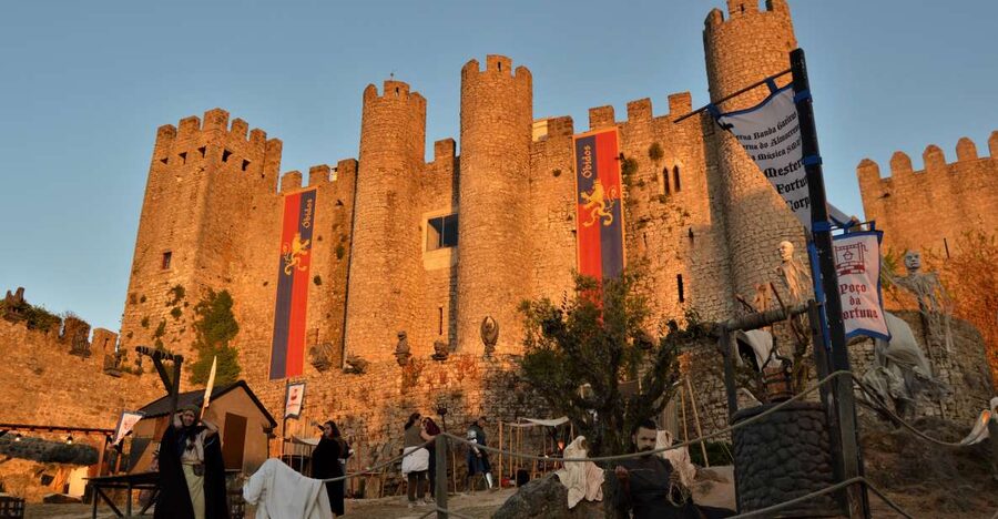 Óbidos: Medieval Tales & Secrets Spots Guided Walking Tour - The old quarters and Óbidos’s royal connection