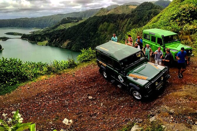 Off the Beaten Track Half Day Sete Cidades Jeep Tour - Pickup, timing, and cruise-stop planning