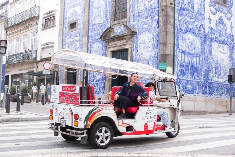 Oporto Tuk-Tuk Tour: Fast, Fun & Flexible – 1H to Full Day! - Five things to know before booking