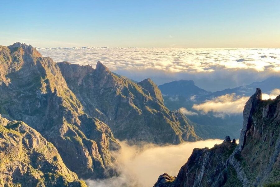 Pico Do Arieiro Pico Ruivo Sunrise or Morning Hike Transfers - Pico do Arieiro at sunrise