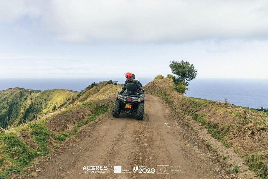 Ponta Delgada: Sete Cidades Guided Buggy, Quad, or Jeep Tour - Pico do Carvão and Muro das Nove Janelas