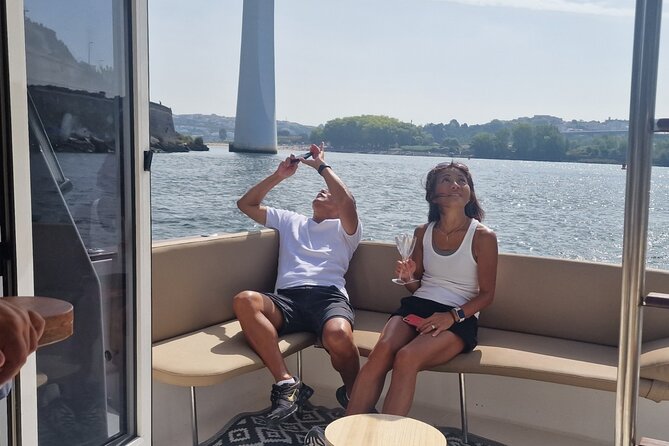 Port : 6 Bridges Cruise , Douro River with Sunset Option - Who will enjoy this most