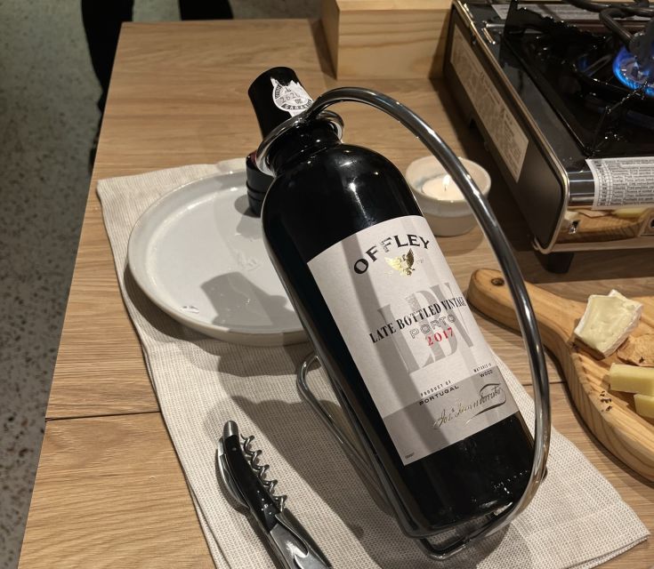 Port Wine class with 3 or 5 Port tasting and pairings - The hosts bring more than bottle facts