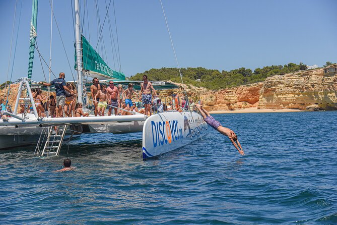 Portimao: Benagil Caves & Coastline - Catamaran - A relaxed way to see the Algarve coast
