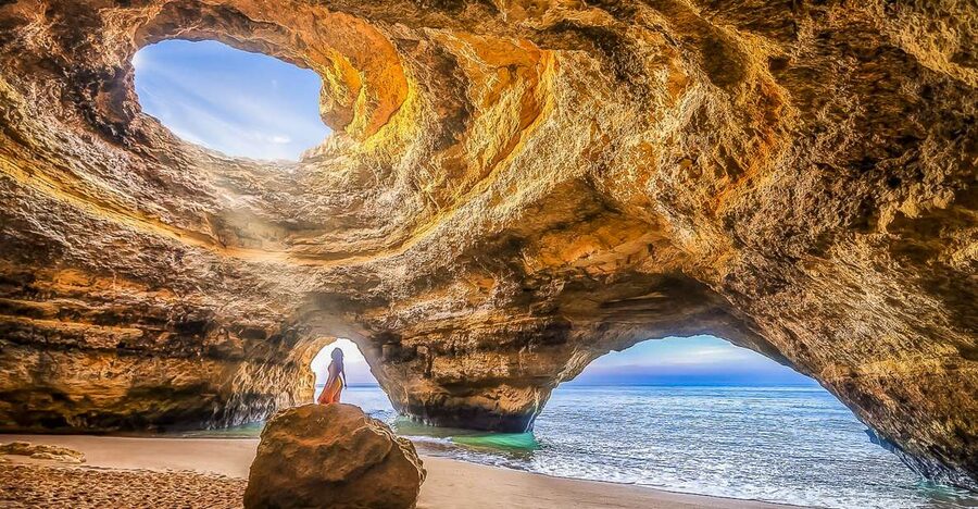 Portimão: Benagil Caves Speed Boat Tour with Sunset Option - Seeing the famous Benagil Cave from below