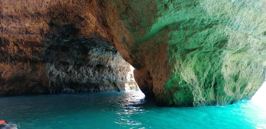 Portimão: Benagil Sea Caves Speedboat Adventure Tour - Key points before you book
