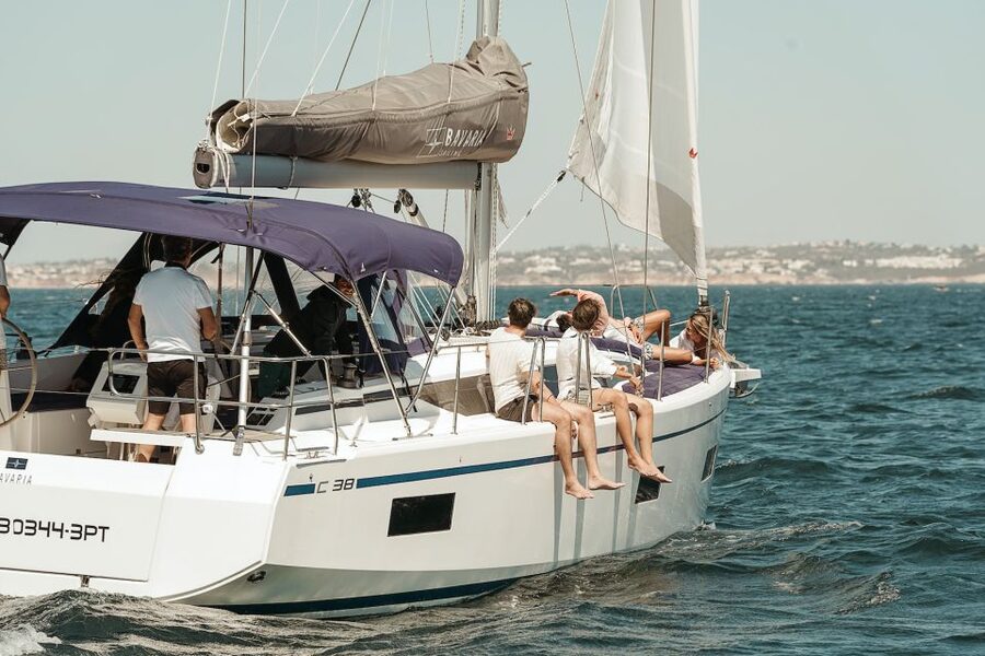 Portimao: Luxury Sail-Yacht Cruise with Sunset Option - Leaving Portimão Marina for the Algarve coast