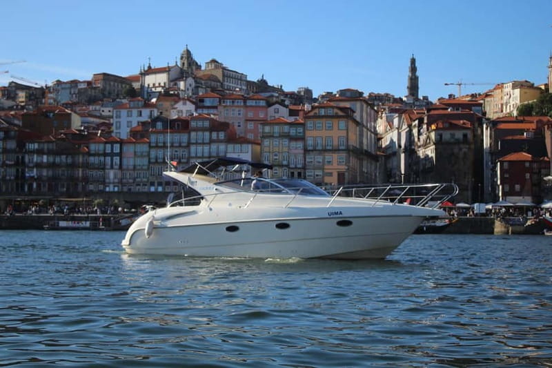 Porto: 6 Bridges Yacht Cruise with Local Wine & Snacks - Passing the six bridges between Porto and Gaia