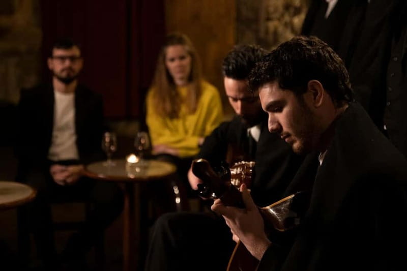 Porto: An Intimate Fado Show in a Historical Tavern - The first half: Coimbra Fado and student tradition