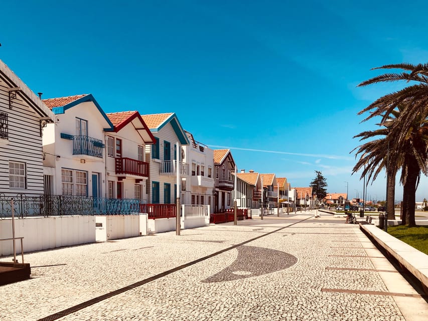 Porto:Aveiro, Cruise, Costa Nova & Capelha da Pedra Full Day - Costa Nova and its painted seaside houses