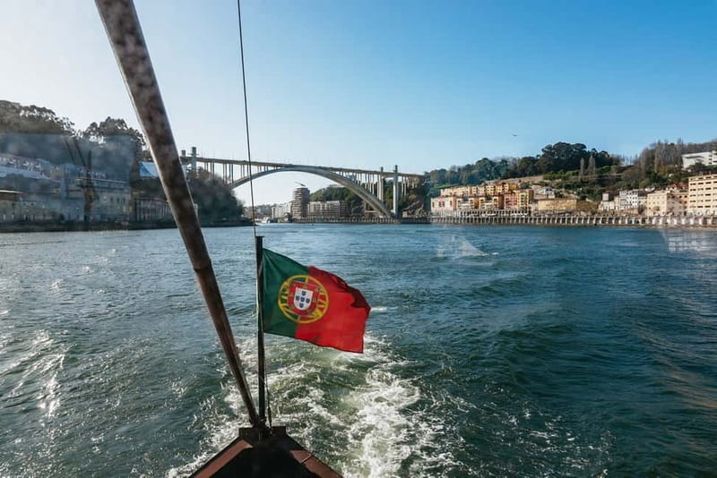 Porto: Bridges Cruise with Wine Cellar Tour or Sunset Option - Sunset departures change the mood
