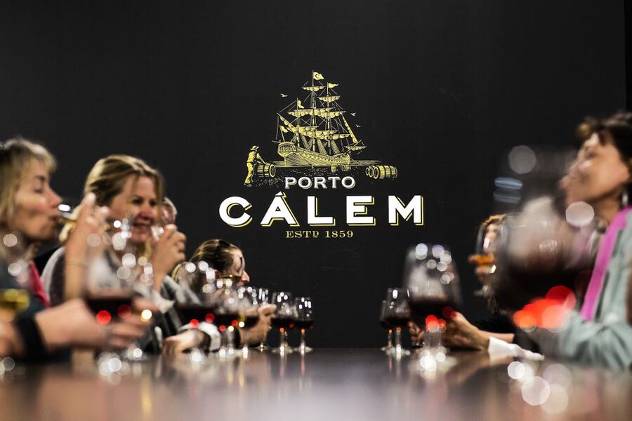 Porto: Cálem Cellar Tour, Interactive Museum & Wine Tasting - Key points to know before you go