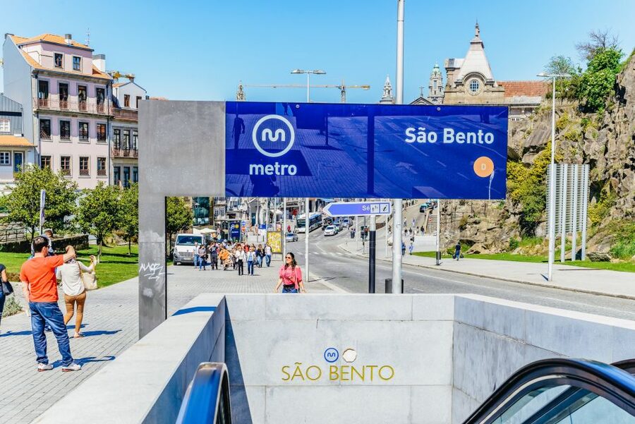 Porto Card with Transportation (1, 2, 3 or 4 Days) - Clérigos Tower and Palácio da Bolsa: where discounts matter