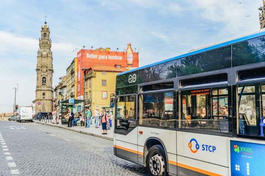 Porto Card with Transportation (1, 2, 3 or 4 Days) - Restaurants, shops, music, and other small savings