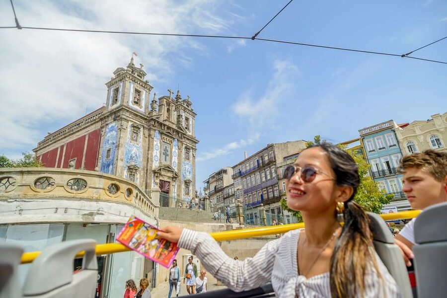 Porto: City Sightseeing Hop-On Hop-Off Bus Tour - Blue Line: Gaia, port lodges, and a quieter ride