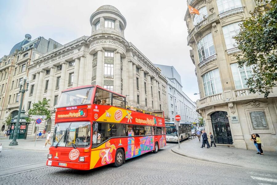 Porto: City Sightseeing Hop-On Hop-Off Bus Tour - The six-bridges cruise on the Douro