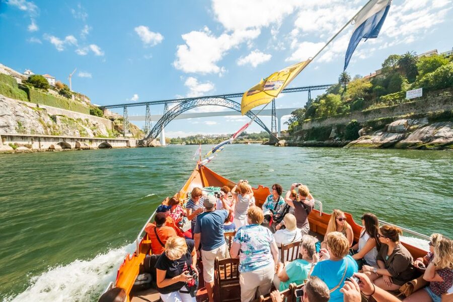 Porto: City Train Tour, River Cruise & Wine Cellar - Is $43 good value?