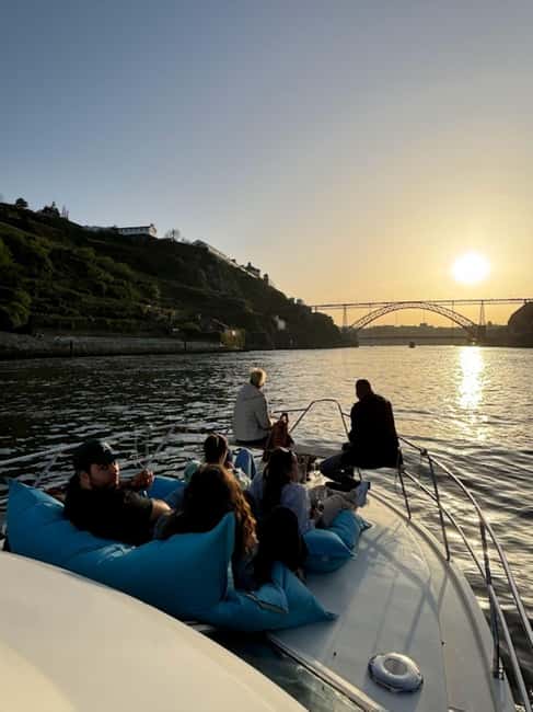 Porto: City Views or Sunset Tour with Drinks - Key points to know before you book