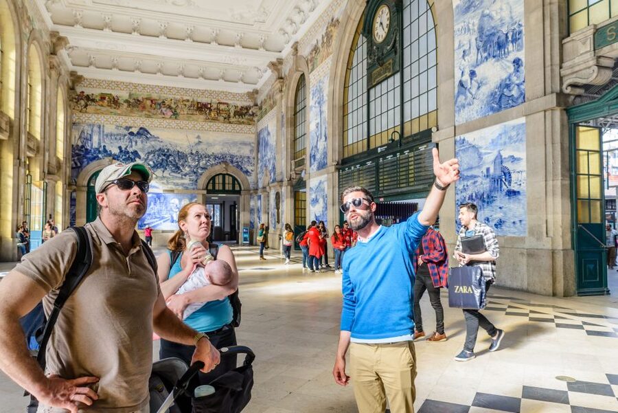 Porto: Delicious Food and Wine Walking Tour - Who should book this Porto food walk?