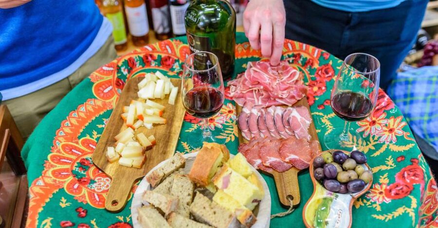 Porto: Delicious Food and Wine Walking Tour - Why the four-hour version may be worth the extra time