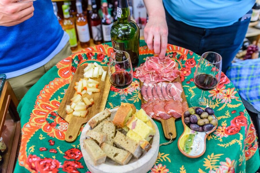 Porto: Delicious Food and Wine Walking Tour - Group size, pacing, and the small tavern setting