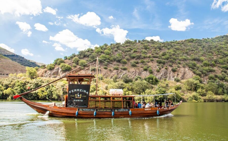 Porto: Douro Valley History & Wine Tour with Cruise & Lunch - The winery visit and three Port tastings