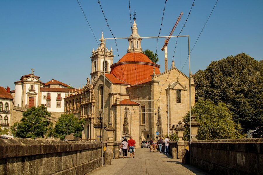 Porto: Douro Valley History & Wine Tour with Cruise & Lunch - Pinhão and the one-hour Rabelo cruise
