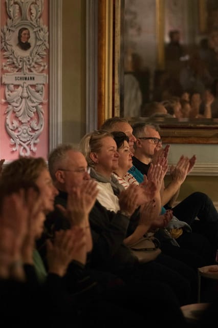 Porto: Fado Concert in Porto's Most Beautiful House - Arrive early to see the house