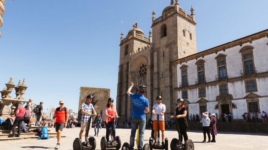 Porto: Guided 3-Hour Best of Tour by Segway - Avenida dos Aliados and Café Majestic