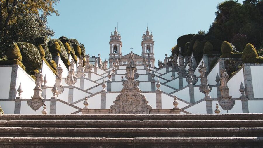 Porto: Guimarães & Braga Tour with Entry Tickets and Lunch - Why these two cities make a smart day trip from Porto