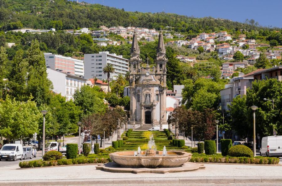 Porto: Guimarães & Braga Tour with Entry Tickets and Lunch - Bom Jesus Sanctuary and its 581 steps